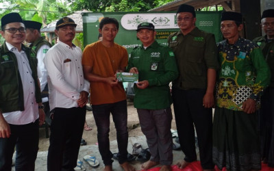 LAZISNU PCNU Bangka Salurkan Bantuan untuk Korban Angin Puting Beliung di Kecamatan Palas